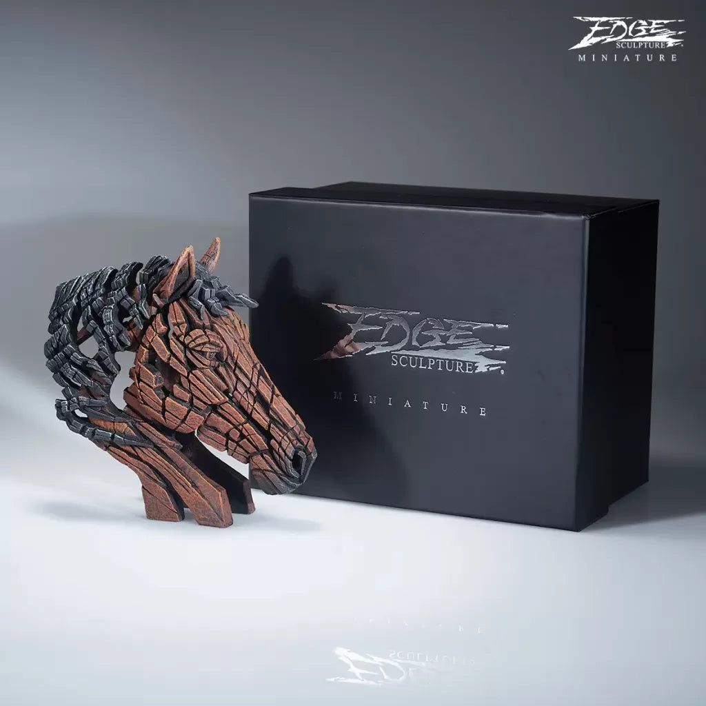 EDGE SCULPTURE Horse Bust Miniature (Bay)