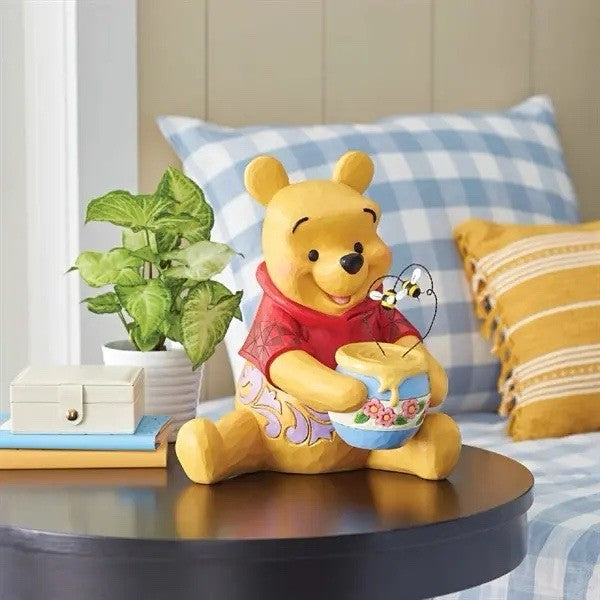 Disney Traditions Winnie the Pooh Honey Pot Big Figurine | Jim Shore Bee Sweet 30cm 6014321