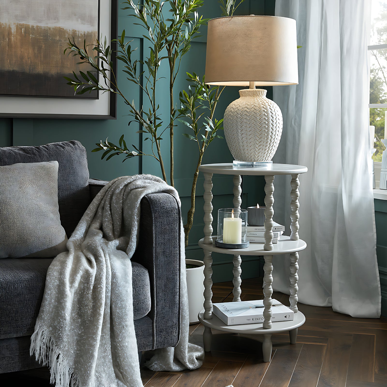 Twill weave ceramic table lamp in white with linen shade