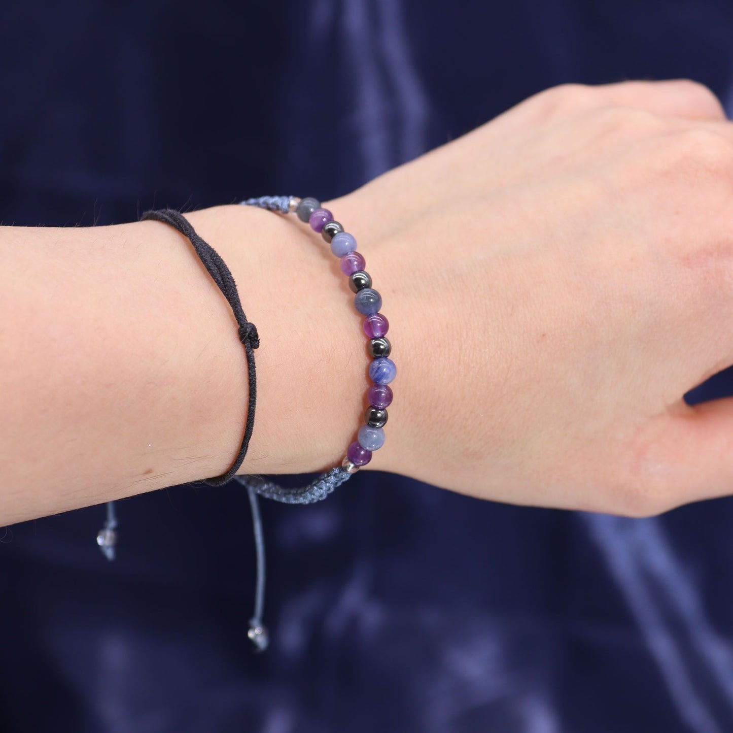 Sagittarius Birthday Zodiac Candle and Crystal Bracelet Gift Set | Soy Wax | Amethyst and Sodalite and Black Obsidian