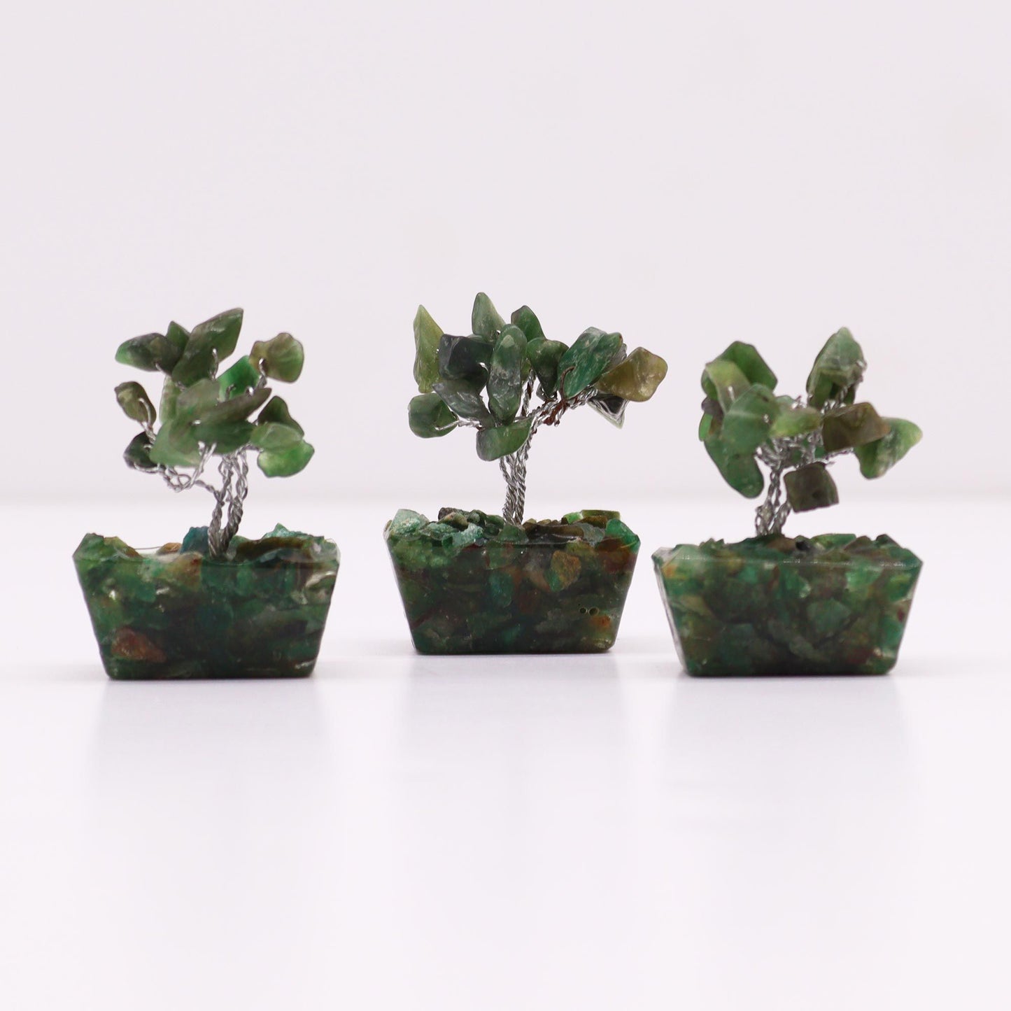 Mini Green Aventurine Gemstone Tree on Orgonite Base | 15 Stones | 3.5x2.5x4cm | New