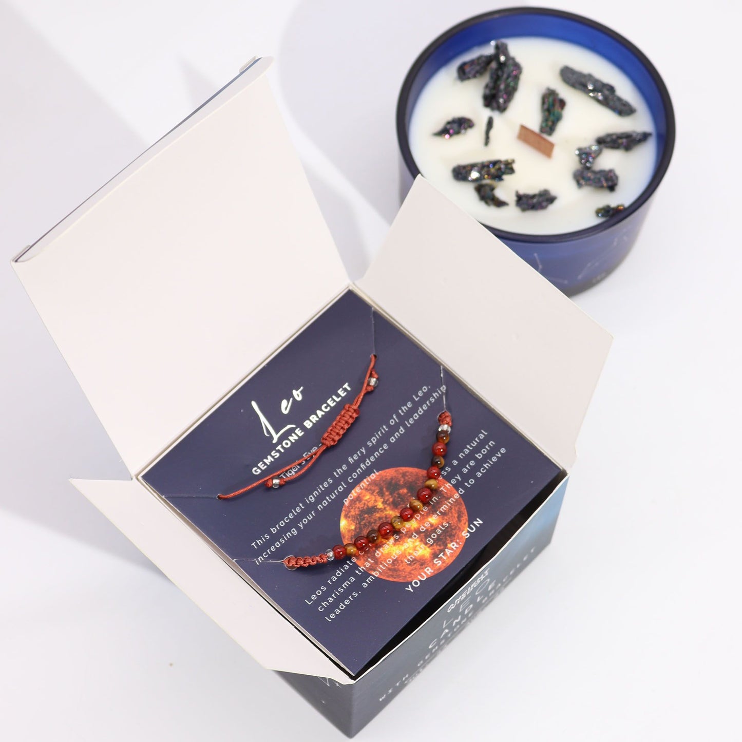 Leo Zodiac Crystal Scented Candle with Gemstone Bracelet | Soy Wax | Tigers Eye and Carnelian | Wooden Crackle Wick | Peruvian Pyrite