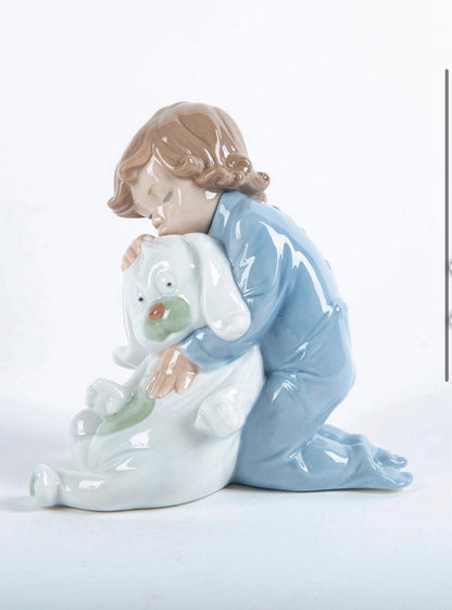 NAO by Lladro Good Night Kiss Teddy | Hand-Painted Porcelain Figurine | MPN 02001408 | Made in Spain | New Boxed