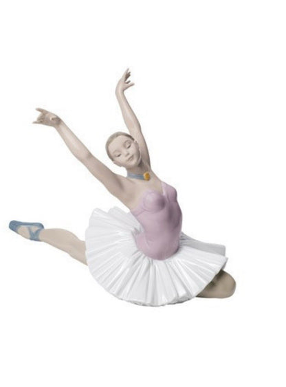 NAO by Lladro Ballerina The Art of Dance Porcelain Figurine 02001629 | Hand-Painted Porcelain Figurine | Made in Spain | New Boxed